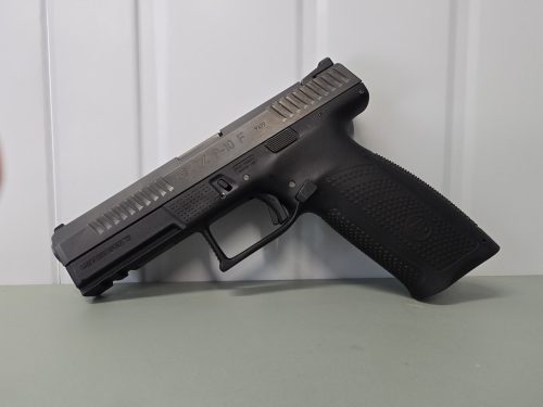 CZ P-10 F